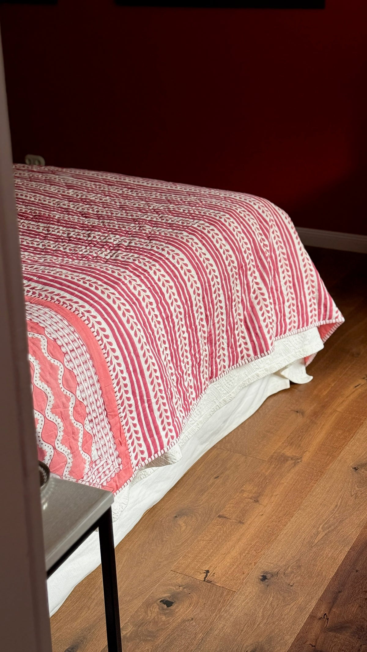 Wave Quilt Red/Pink