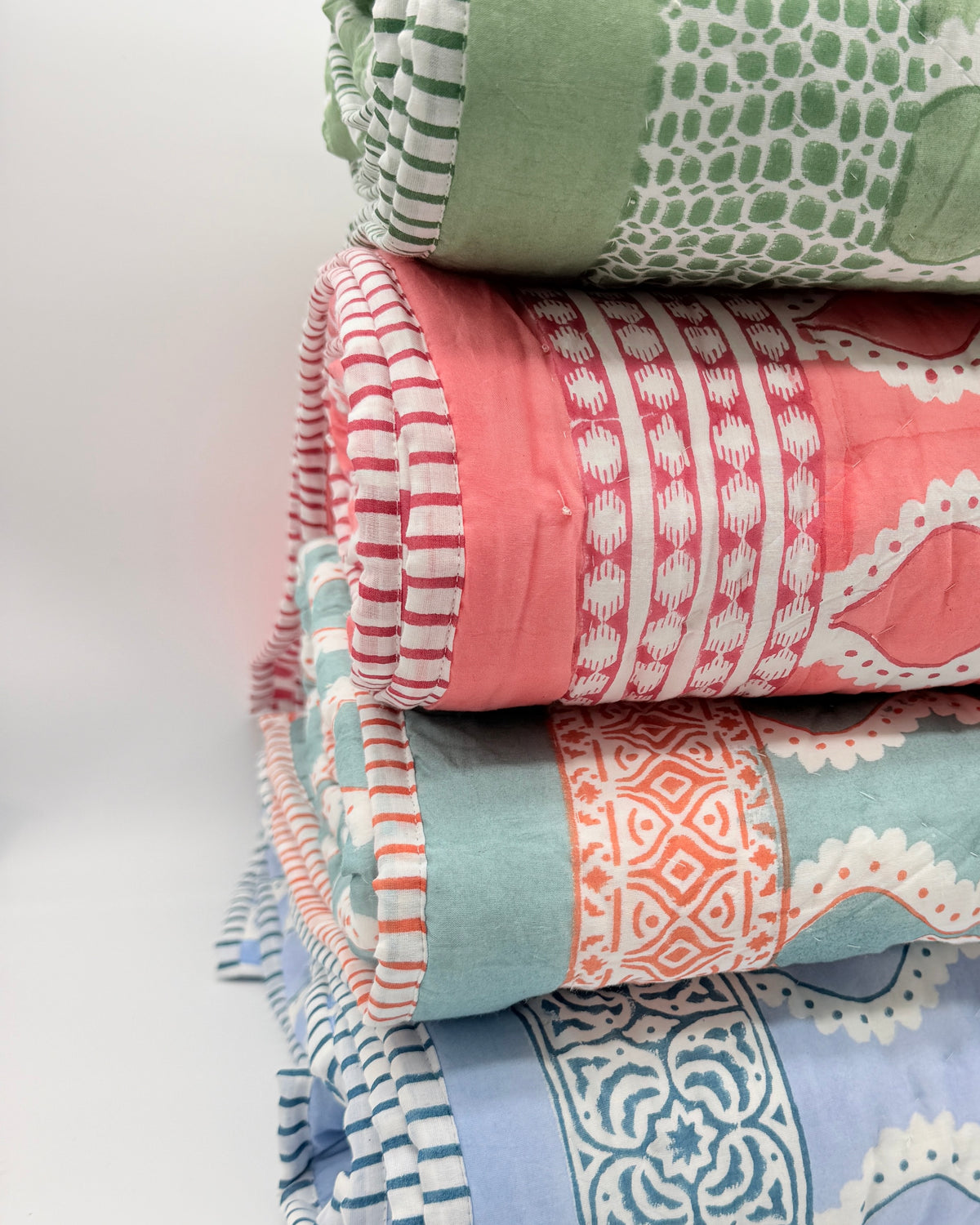 Wave Quilt Red/Pink